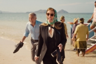 Biểu tượng điện ảnh Julia Roberts tái xuất trong phim rom-com mới